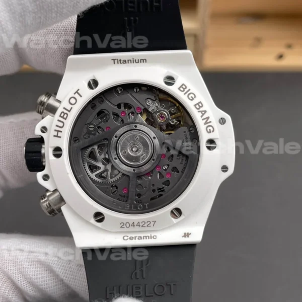 Premium Hublot Big Bang Unico White Ceramic replica with white rubber strap.