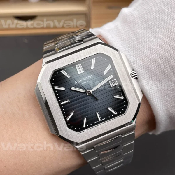 Best Patek Philippe Cubitus 5821/1A-001 Super Clone Replica for luxury watch collectors