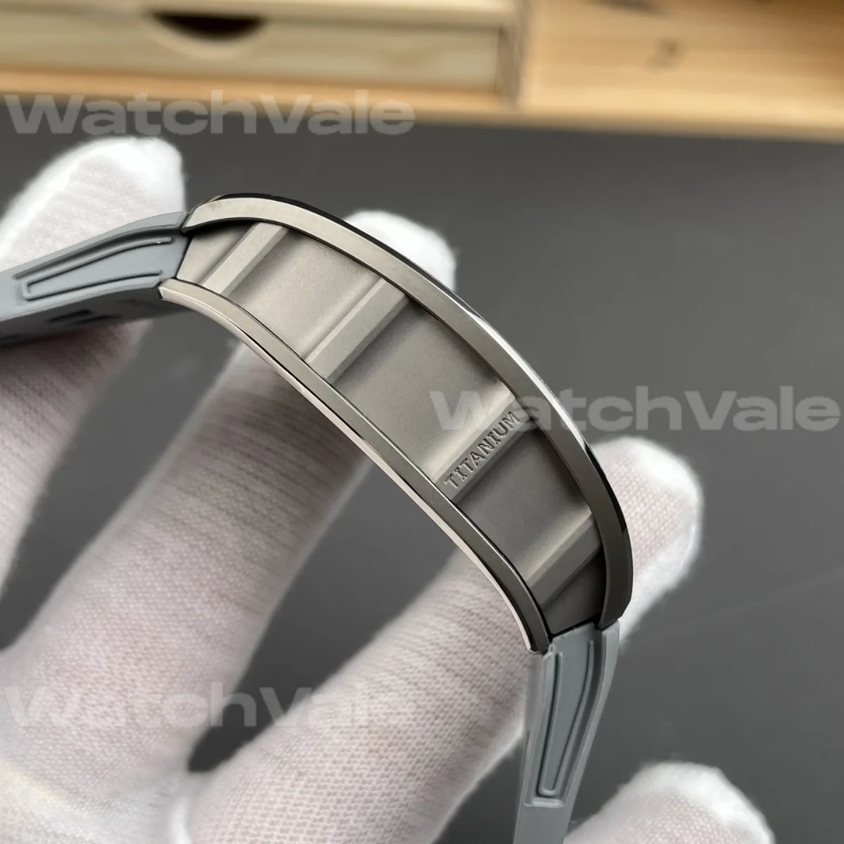 Richard Mille RM 055 Bubba Watson Grey Ceramic Super Clone Replica detailed movement