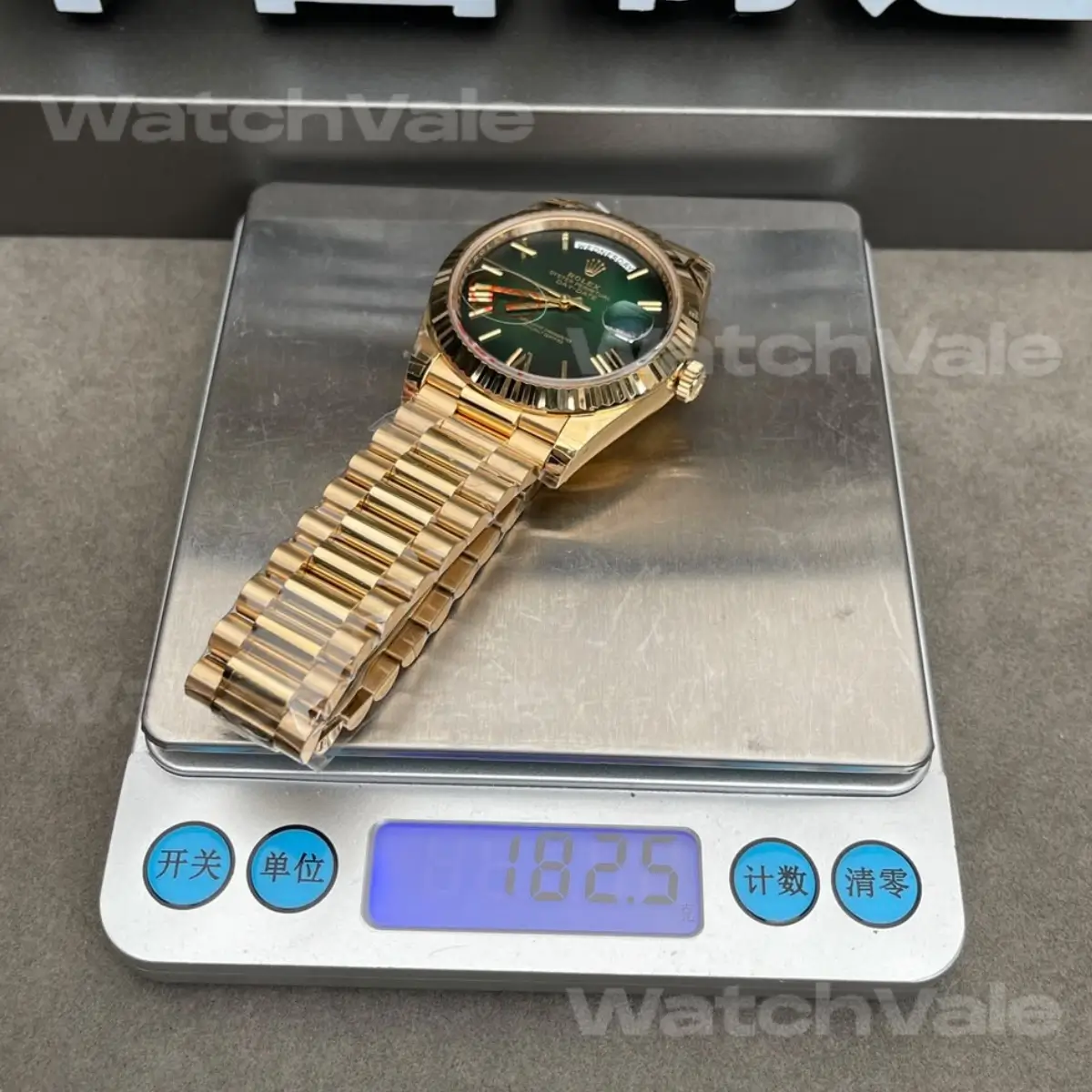 Rolex Day-Date 40 Green Ombré Replica Yellow Gold Watch