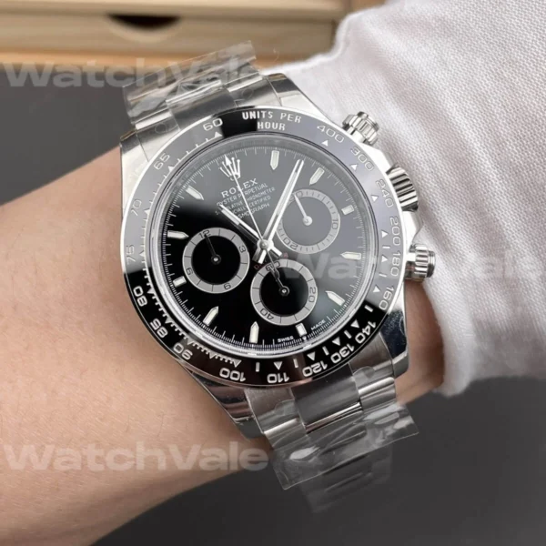Rolex Daytona 126500LN Black Dial Super Clone Replica with black Cerachrom bezel