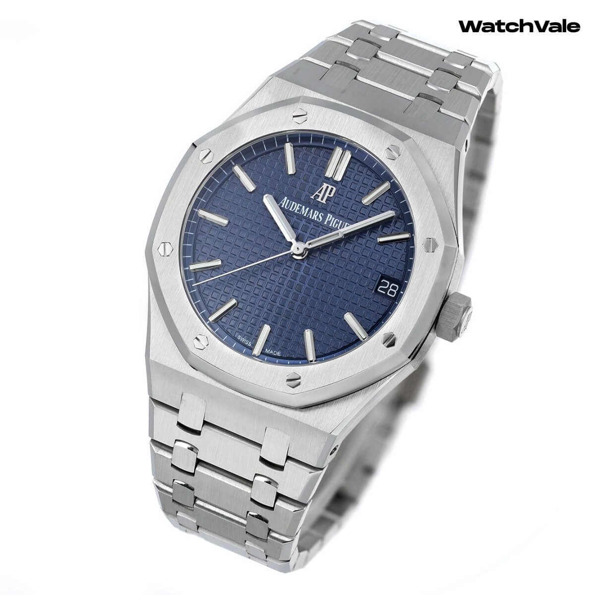 Audemars Piguet Royal Oak 15500ST tapisserie blue dial close-up replica watch