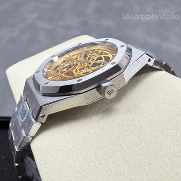 Audemars Piguet 15407ST replica side profile showing steel case on wrist