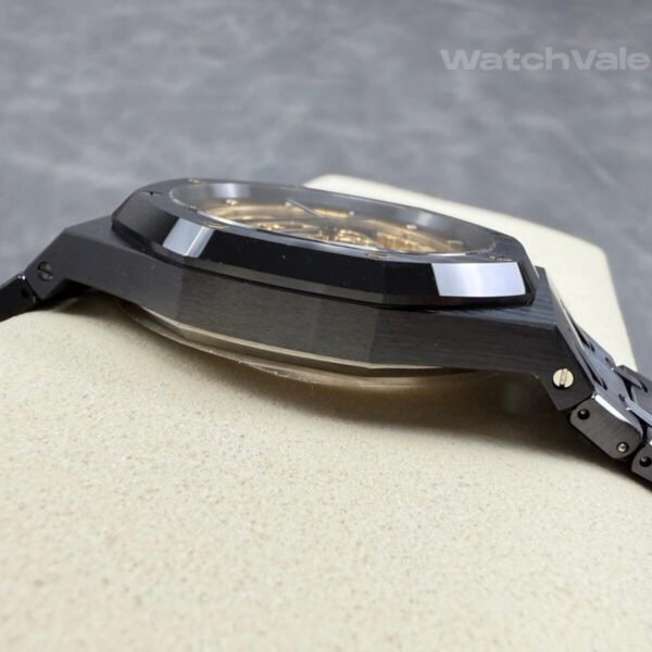 Audemars Piguet 15416CE replica side profile showing ceramic case on wrist