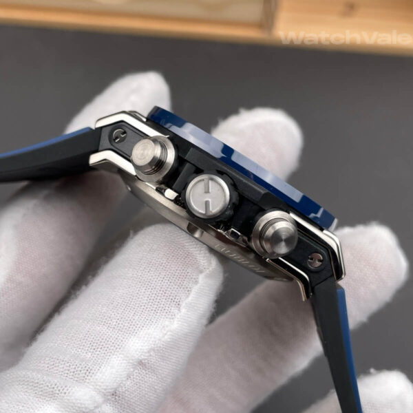 Big Bang Unico super clone blue rubber strap and deployant clasp