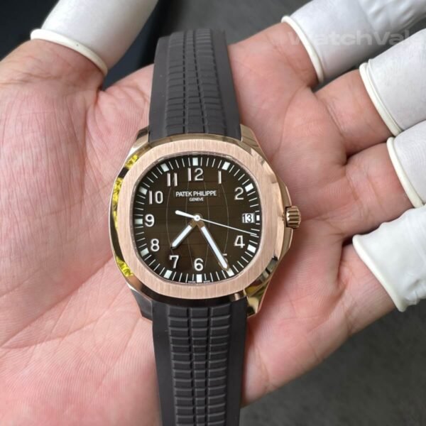 Super clone Aquanaut rose gold rounded octagonal bezel detail shot