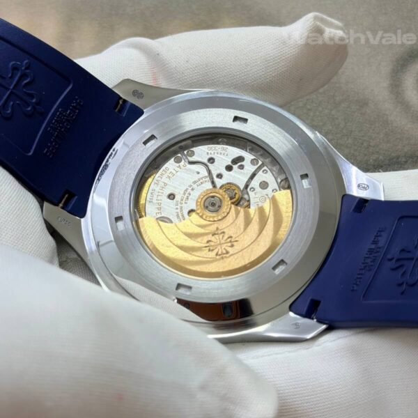 Aquanaut super clone tropical rubber strap and pin buckle detail