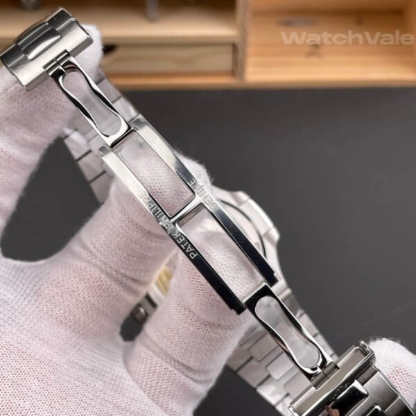 Patek Philippe Nautilus 5711/1A-011 White Dial super clone front view