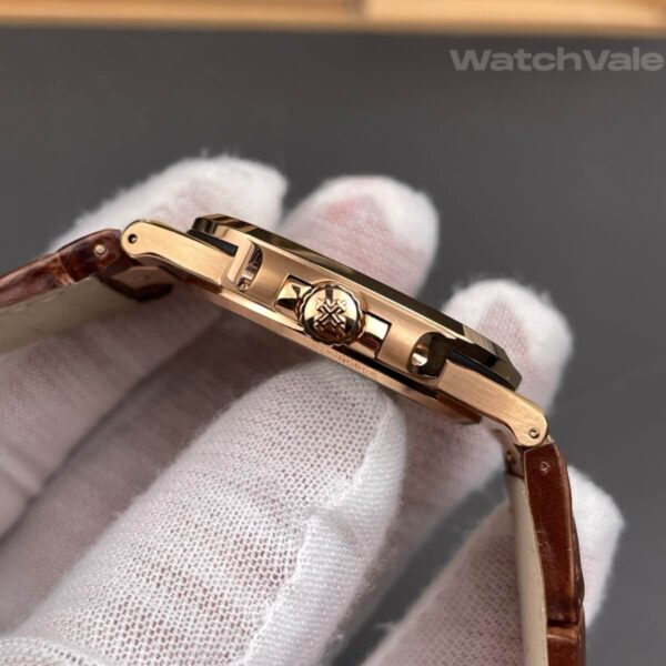Nautilus 5711R super clone brown leather strap and pin buckle detail