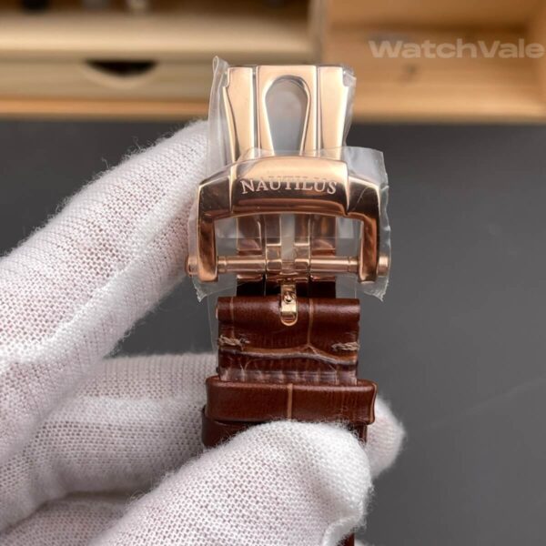 Patek Philippe Nautilus rose gold replica caseback and movement view