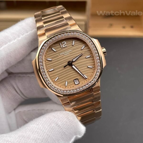 Patek Philippe Nautilus 7118/1200R-010 rose gold replica on wrist