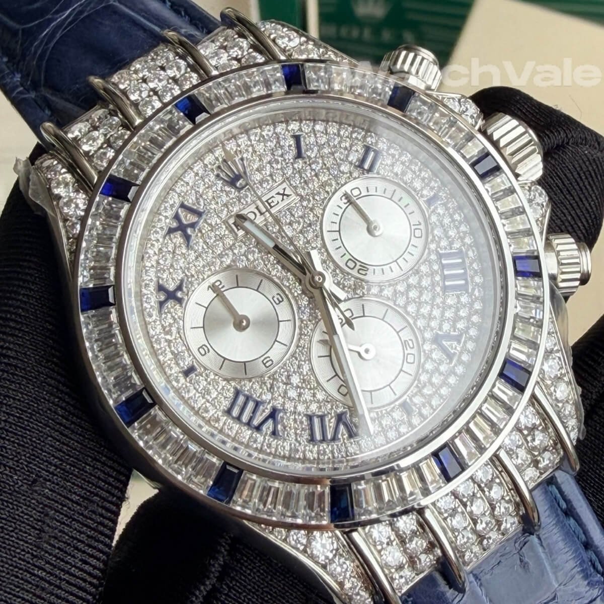 Rolex Daytona 116599 12SA diamond pavé dial close-up replica watch