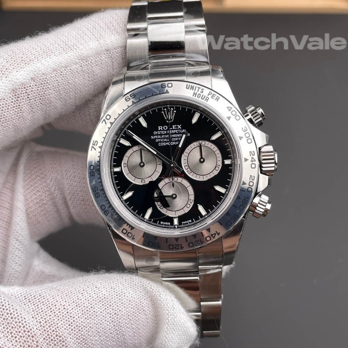 Rolex Daytona 126509 black steel dial close-up replica watch