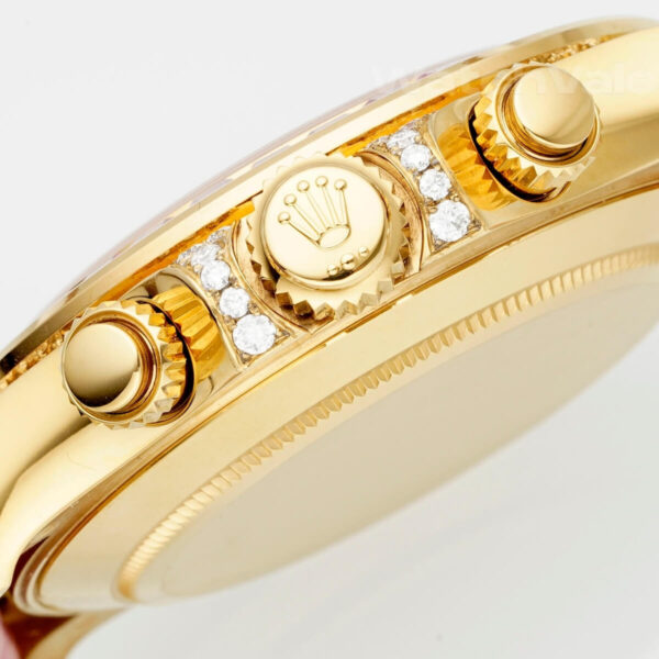 Rolex Cosmograph Daytona 126538TRO yellow gold replica on wrist