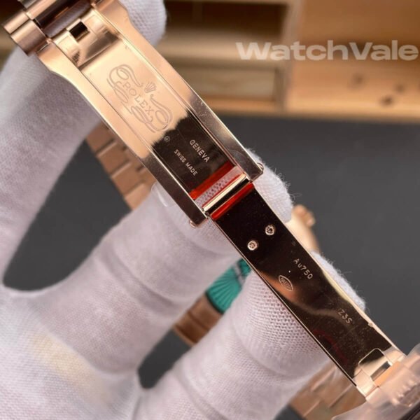 Rolex Day-Date 40 228235 President bracelet detail replica