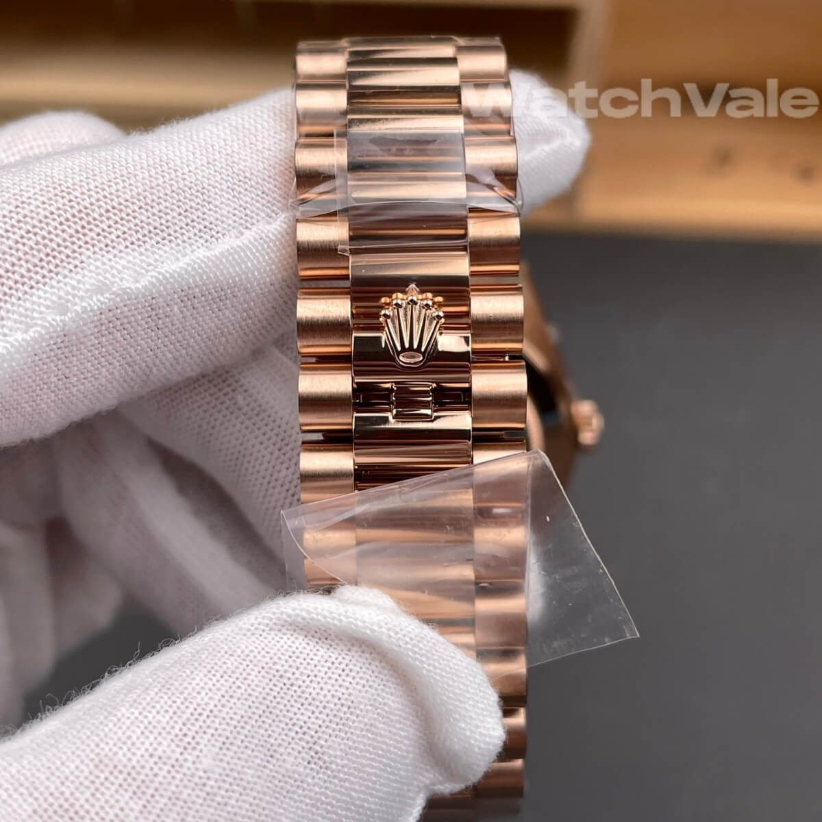 Rolex Day-Date day and date window replica watch