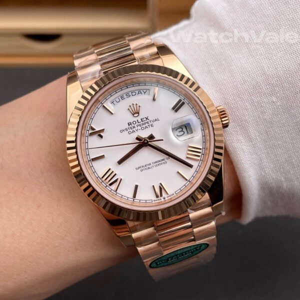Rolex Day-Date 228235 Everose gold replica watch back view