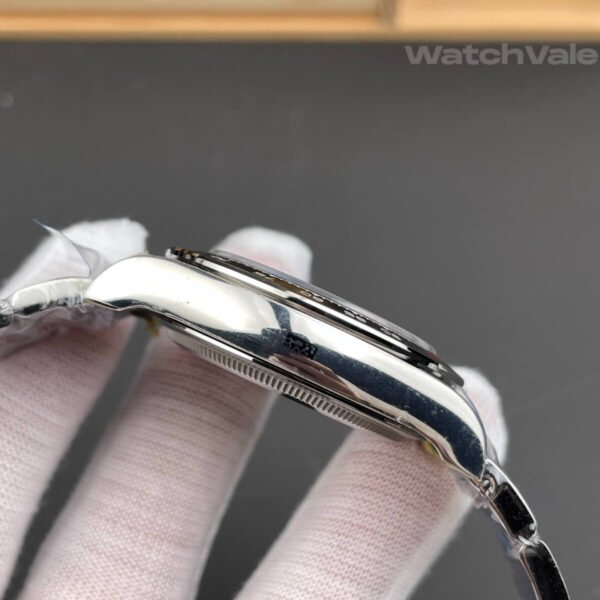 Daytona super clone white gold Oyster bracelet and folding clasp detail