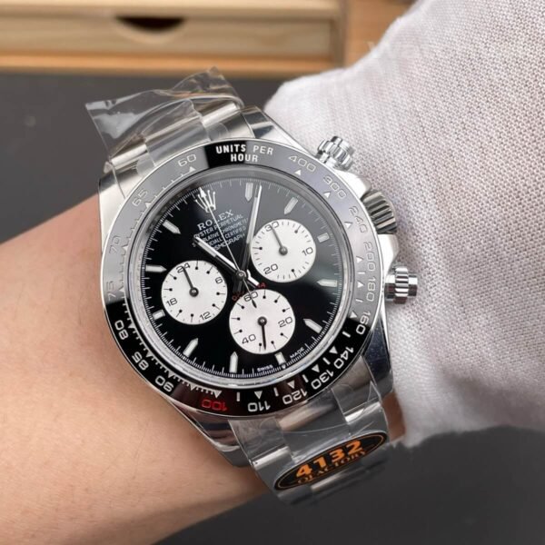 Super clone Rolex Daytona 126509 worn on wrist lifestyle photo