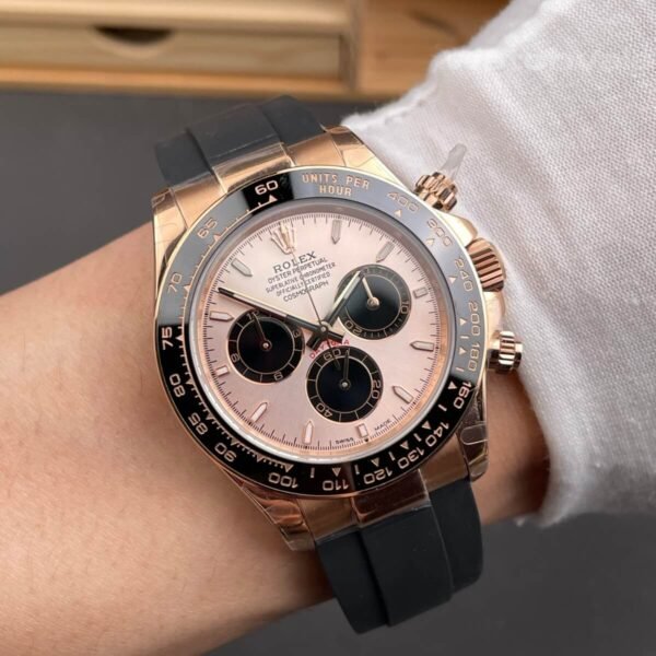 Super clone Rolex Daytona sundust Everose worn on wrist lifestyle photo