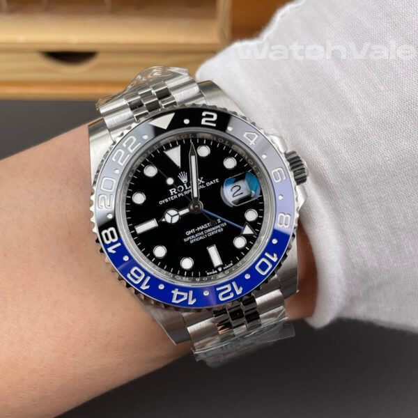 Rolex GMT-Master II 126710BLNR full view blue black Batgirl bezel replica
