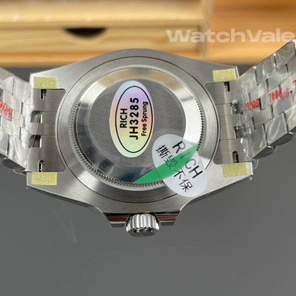 Rolex GMT-Master II 126710BLRO Oystersteel replica watch back view