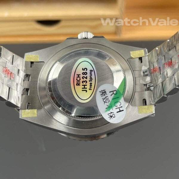 Rolex GMT-Master II 126720VTNR Oystersteel replica watch back view