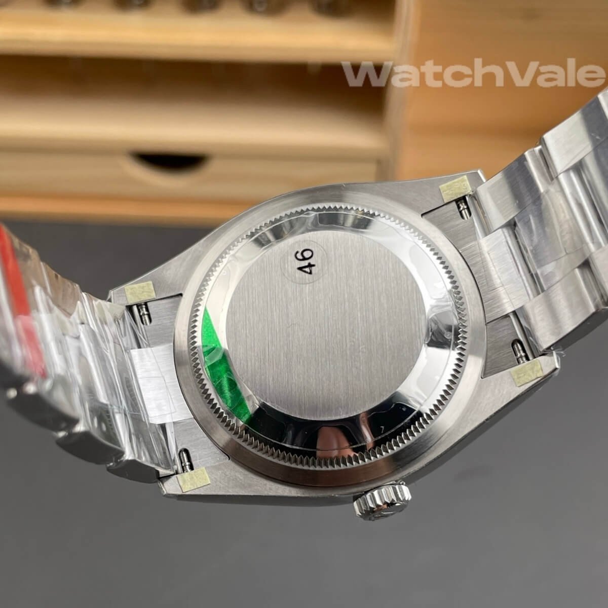 Rolex Oyster Perpetual 124300 Oystersteel replica watch back view