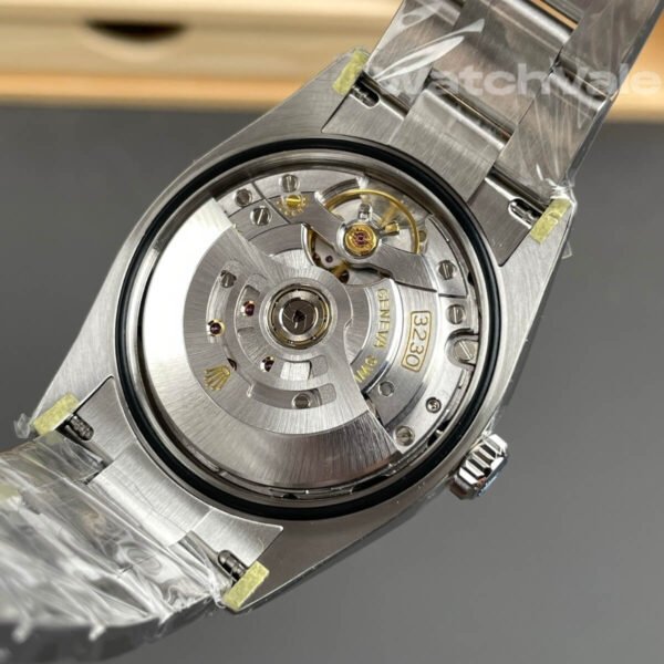Green dial Rolex Oyster Perpetual Oystersteel replica watch