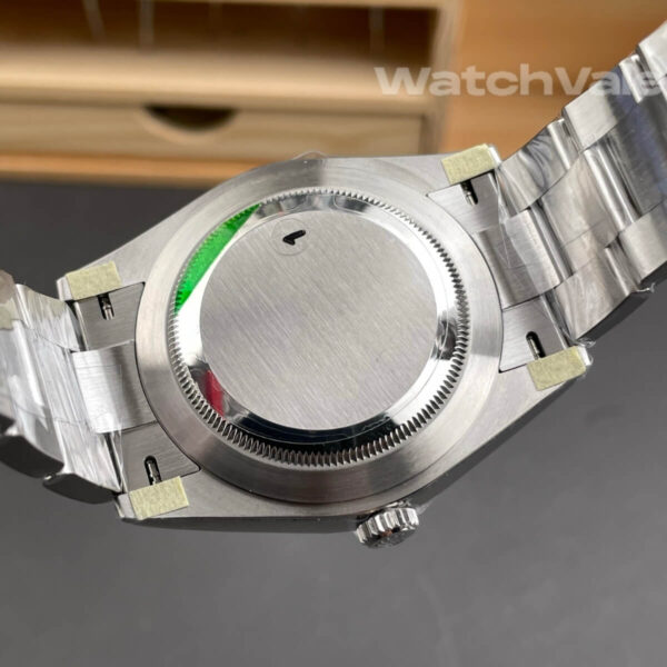 Rolex Oyster Perpetual pistachio dial hour markers replica watch