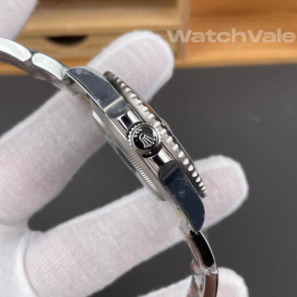 Rolex Submariner 126610LN bezel side view replica