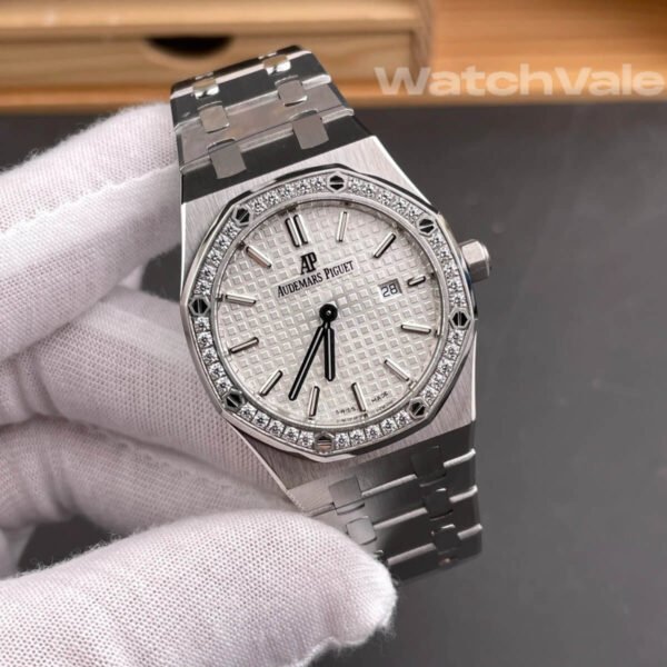 Audemars Piguet Royal Oak Selfwinding 15451ST-Style silver Grande Tapisserie diamond bezel best replica