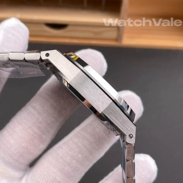 Grey Grande Tapisserie dial baguette diamond bezel Audemars Piguet Royal Oak replica watch