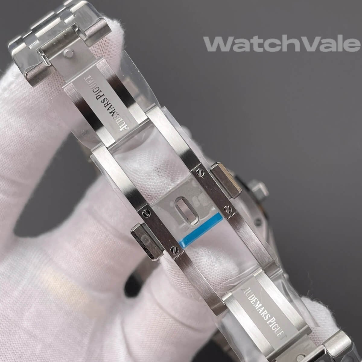 Audemars Piguet Royal Oak Perpetual Calendar stainless steel bracelet detail replica