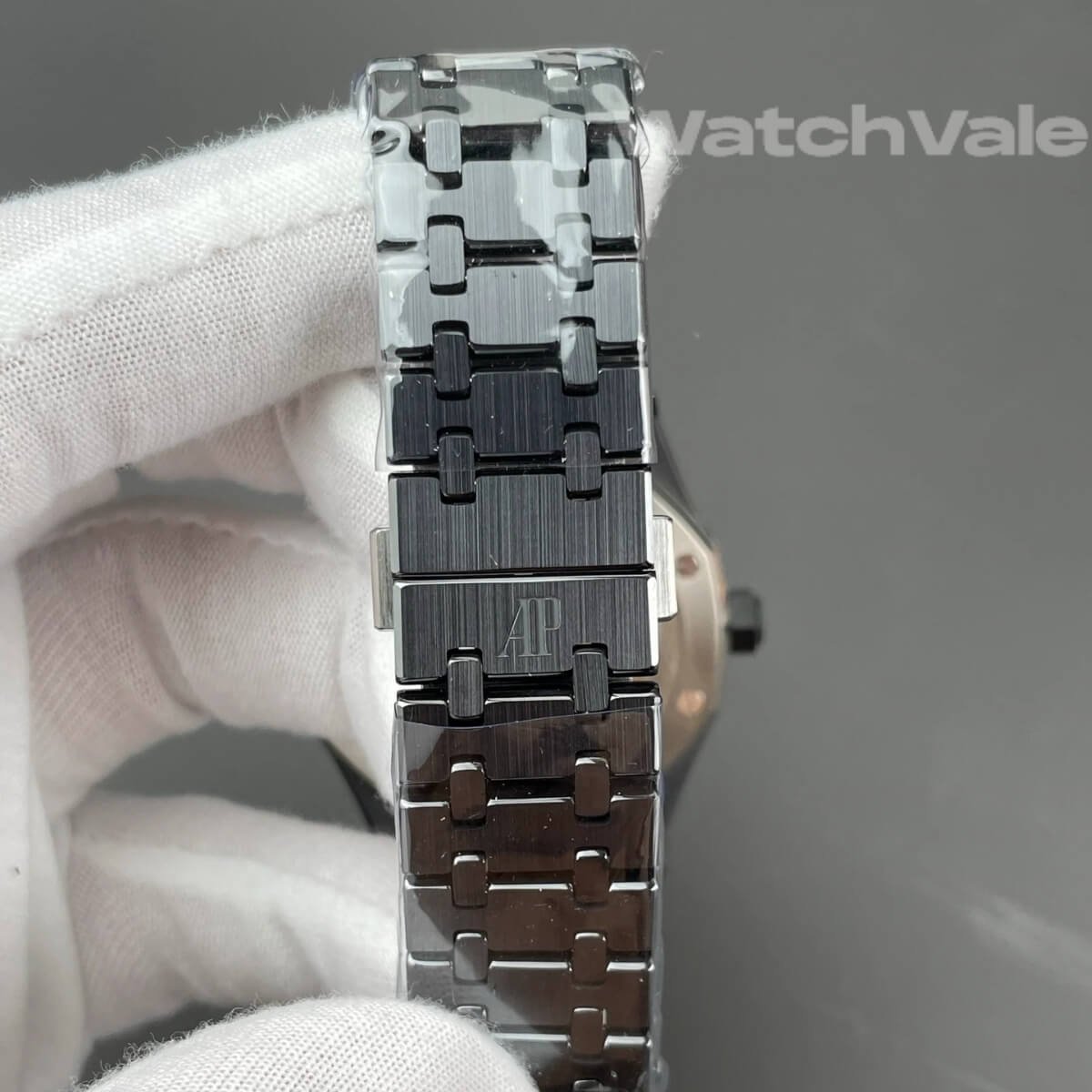 Audemars Piguet Royal Oak Flying Tourbillon stainless steel bracelet detail replica