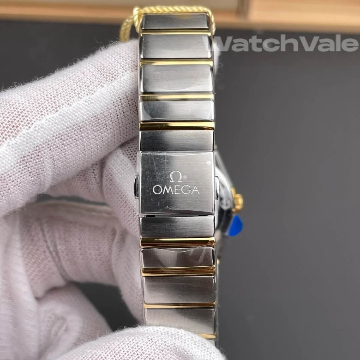Omega Constellation Manhattan index hour markers replica watch