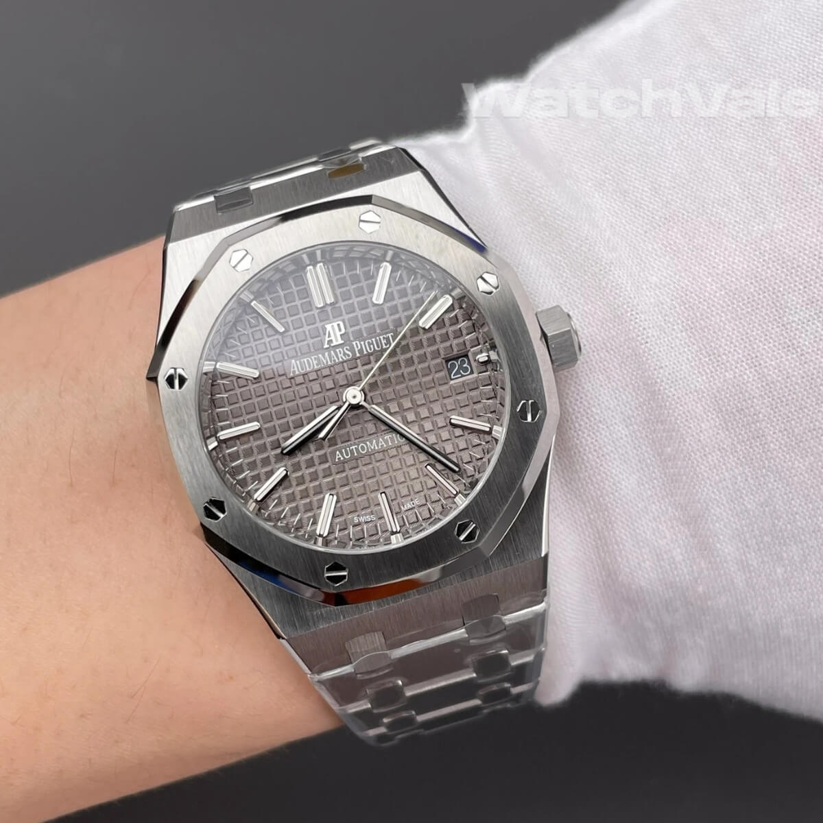 Audemars Piguet Royal Oak Selfwinding 15300ST.OO.1220ST.01 replica watch back view