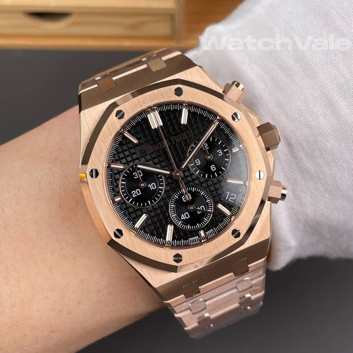 Audemars Piguet Royal Oak Chronograph 26320OR.OO.1220OR.01 replica watch back view