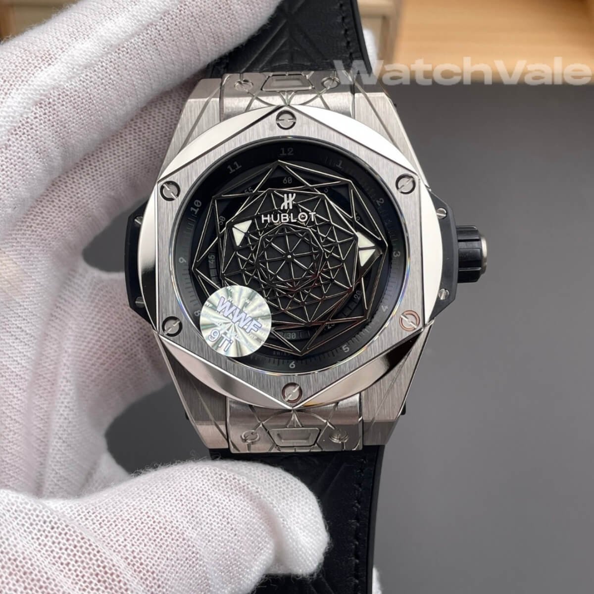 Hublot Big Bang Sang Bleu octagonal dial close-up replica watch