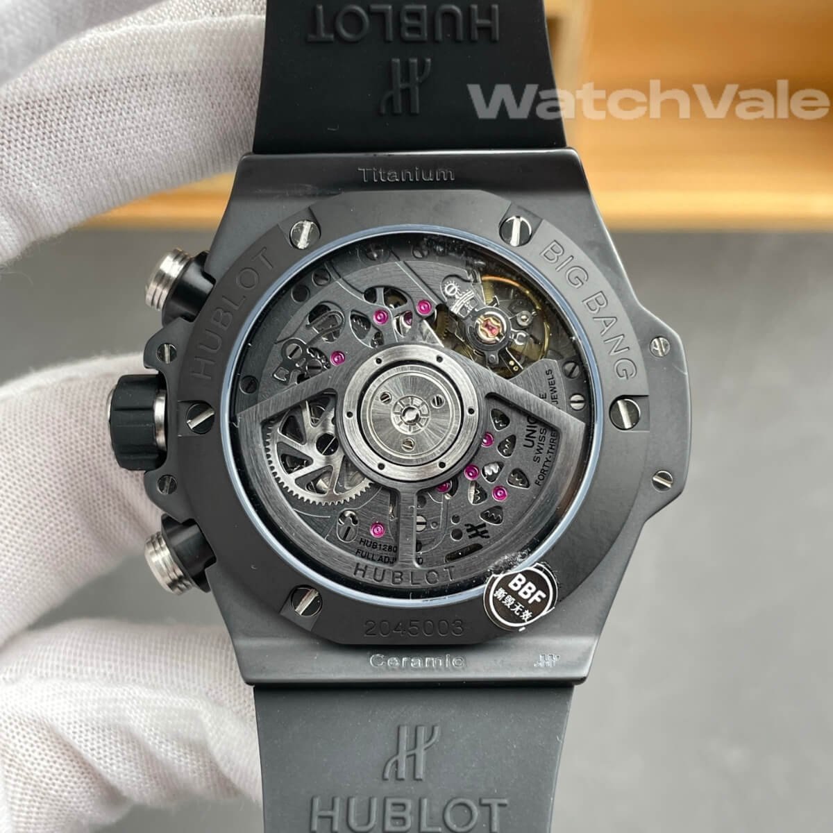 Hublot Big Bang Unico Black Magic rubber strap detail replica
