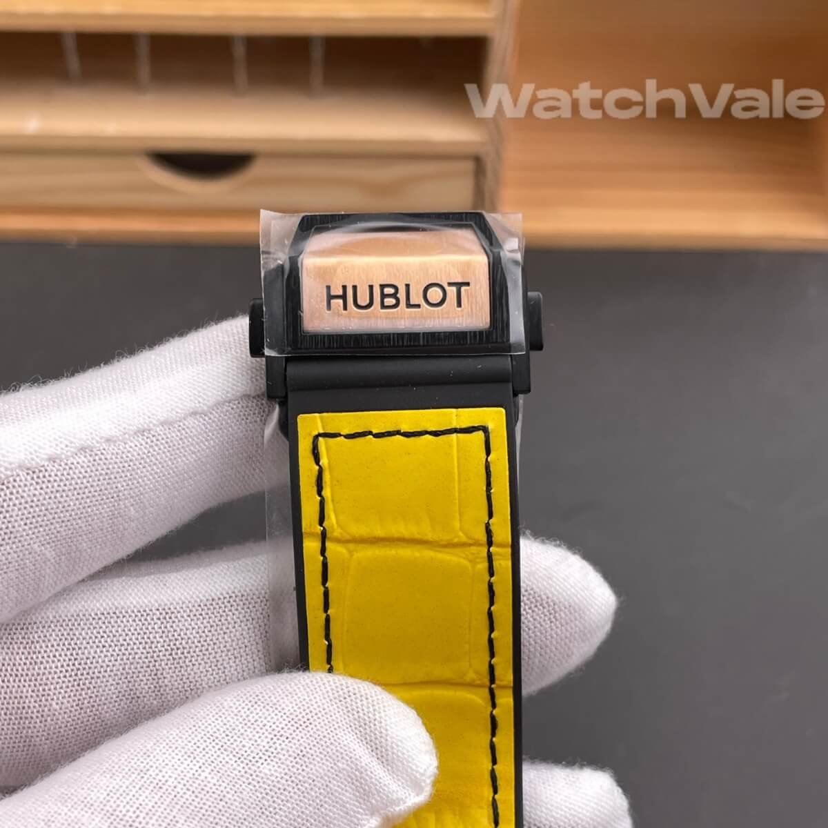 Hublot Big Bang Unico King Gold Rainbow replica watch back view