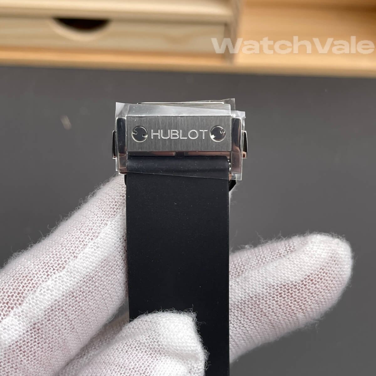 Hublot Classic Fusion Orlinski Titanium full view 40mm faceted replica