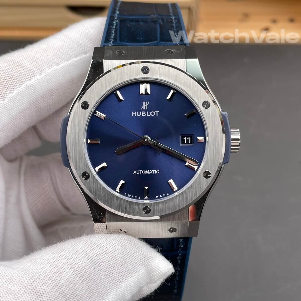 Hublot Classic Fusion Titanium Blue alligator strap replica on wrist