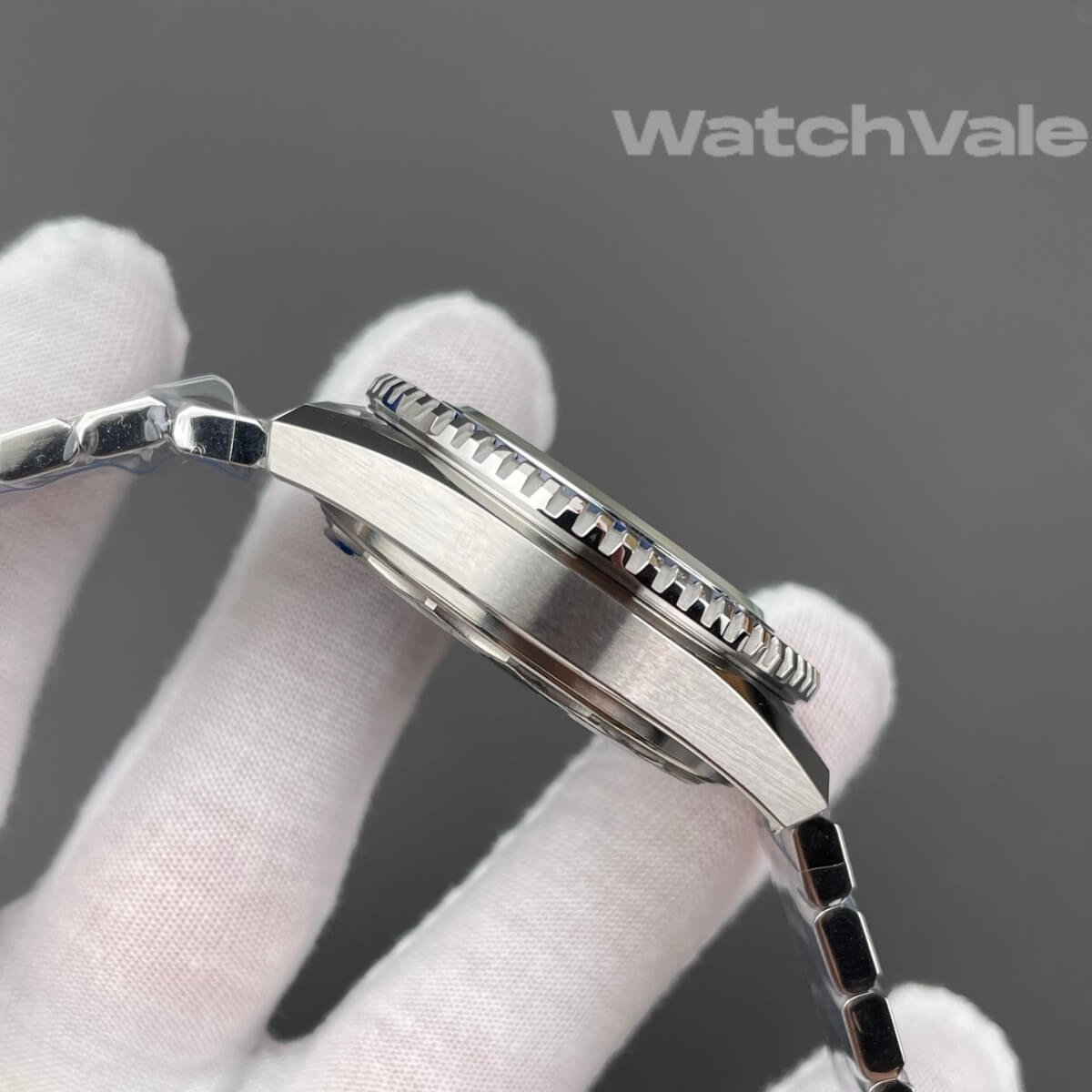 Omega Seamaster Planet Ocean stainless steel bracelet detail replica
