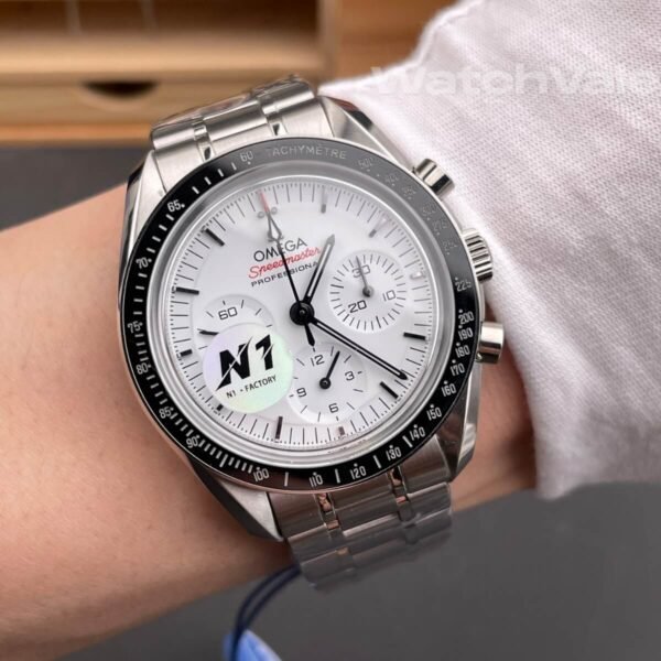 Omega Speedmaster Moonwatch Professional full view white lacquer replica