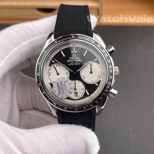 Omega Speedmaster Racing 40mm black rubber strap replica on wrist