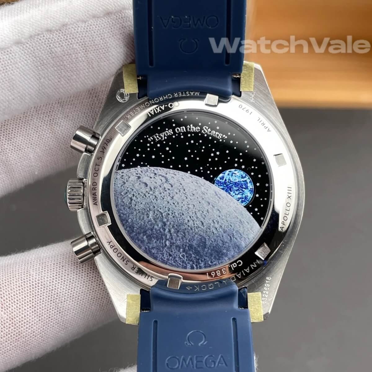 Omega Speedmaster Silver Snoopy Award blue nylon fabric strap detail replica