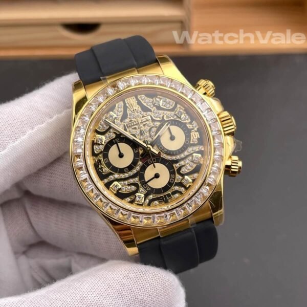 Rolex Daytona Eye of the Tiger dial close-up replica watch