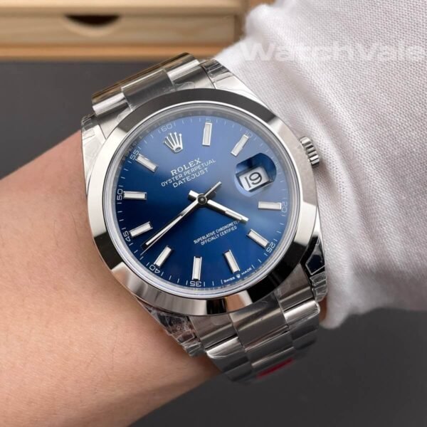 Rolex 126300 bright blue dial smooth bezel super clone replica