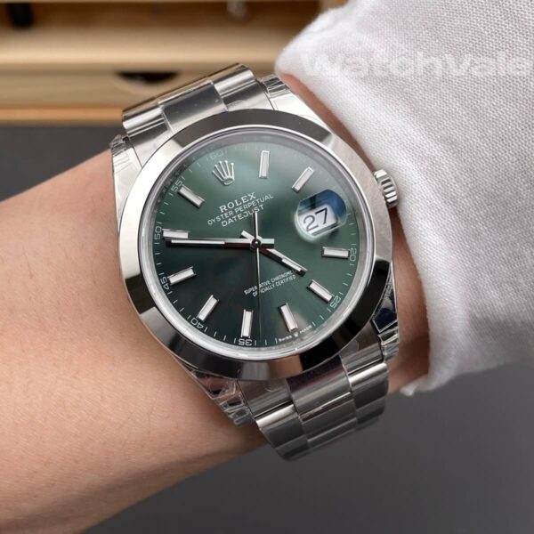Rolex 126300 mint green dial smooth bezel super clone replica